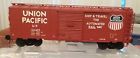 2002216-1  Atlas Trainman Sliding Door Box Car Union Pacific