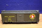 501028 2 Car Weaver Northern Rail Great Box 2537