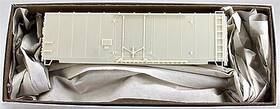 Accurail 680859031006 40ft Plug-door Boxcar Kit Undecorated - Ho Scale Model Train Freight