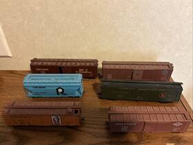 5220 Ahm Ho Scale 6 Cars