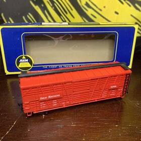 5421-d Ahm Stock Car 56108 Great Northern 50ft Ho Scale With Original Box