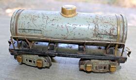 3018 American Flyer Prewar O Gauge #3018 Gray Tank Car 4 Wheel Trucks B2