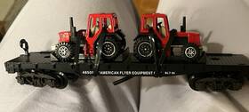 6-48509 American Flyer Flat Car With 2 Die-cast Farm Tractors