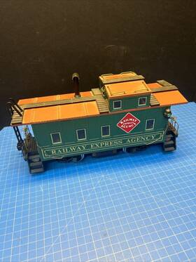 42105 Aristo-craft G Scale Railway Express Agency Caboose Metal Wheels No Box