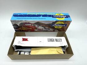 05267 Athearn Ho 50ft Plug Door Box Car Lehigh Valley 7052