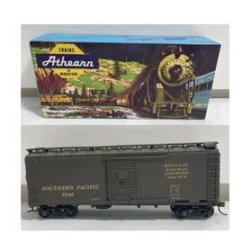 1124-2 Athearn Vintage Southern Pacific Railway Express Ho Scale Baggage Box Car