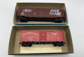 1201-1326 Athearn Ho Lot Of 2 Box Cars Rock Island 50 Ft And 40 Gulf Mobile Ohio