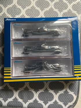 18026 Athearn N Scale 30k Ethanol Tank Cars Set Of 3 .qatx