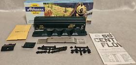 226-1 Athearn Nos Ho Scale Chicago North Western 55ft Center-flo Covered Hopper Kit Cnw