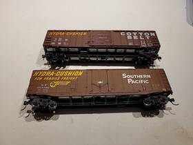 245754 Athearn Lot Of 2 Ho Scale 50ft Southern Pacific Boxcars Couplers