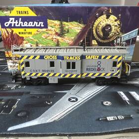 30-7780 Athearn Mth Csx T 904135 Bay Window Caboose Operation Lifesaver Cross Tracks No Coupler