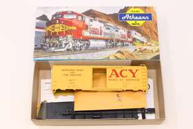 1212 Athearn 3247 Ho Scale Blue Box 40ft Aar Sd Car Acy Kit