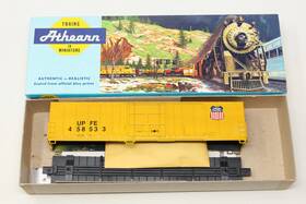 458533 Athearn Ho Track One 57ft Mechanical Reefer Fruit Express Upfe Kit