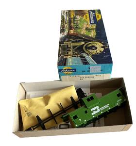 10754 Athearn 5361 Ho Wide Vision Caboose Kit Burlington Northern Bn P - Nos
