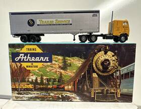5487 Athearn Ho Scale Chessie System Tractor With C&o 40ft Trailer #5487