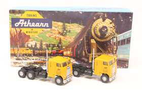 5508 Athearn Ho Scale White Freightliner Highway Tractor Semi Trucks Bn Built