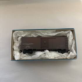 17536 Athearn 5974 Ho Scale Illinois Central 40 Box Car #17536 Weathered