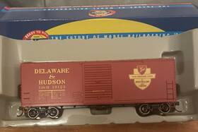 70113 Athearn Delaware And Hudson Ho Scale Rtr 40ft Modernized Box Car Brand New