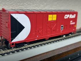 71966 Athearn Cp Rail 40ft Grain Box Car Inch Red Double Door Pacman Logo Ho Scale New