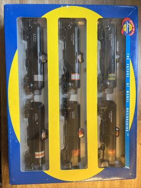 73213 Athearn Ho Scale Atsf Santa Fe Single Dome Diesel / Fuel Tank Car Set