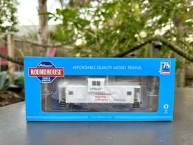 420982 Athearn 75225 Wide Vision Caboose Canadian Pacific Cp # Hours Scale
