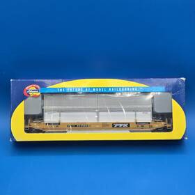 560050 Athearn 91102 Ho Ttx 56ft Well Car With 4 28ft Containers #560050