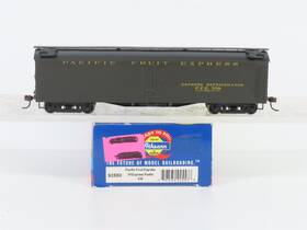 92558 Athearn Ho Scale Pfe Pacific Fruit Express 50ft Reefer #538 92558 Athearn Ho Scale Pfe Pacific Fruit Express 50ft Reefer #538