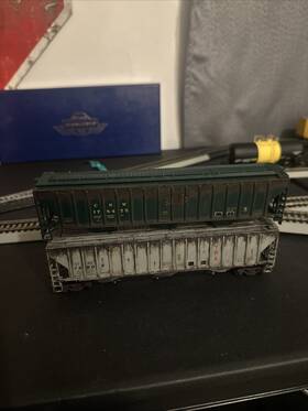 92755 Athearn Ho Scale 54 3 Bay Hopper C&nw For Parts