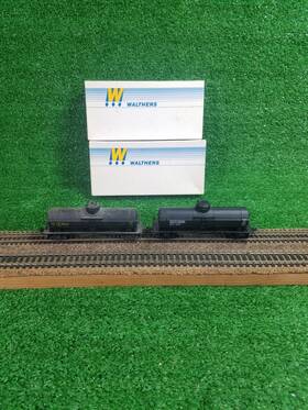 932-5001 Athearn 932-5001/5007 2 Upgraded Walthers Black 36ft Single Dome Tank Car Gatx / Utlx