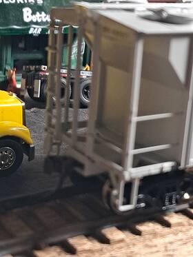 B.n.435013-built Athearn 93735 Ho 1/87 Rtr Burlington Northern Covered Hopper #b.n.435013-built