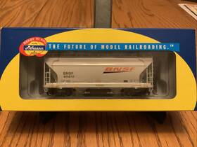 405810 Athearn 93904 Bnsf Acf 2970 2-bay Hopper Ho Rd# Ln Very Detailed