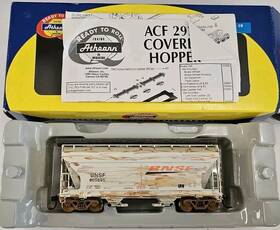 93905 Athearn Bnsf 2970 2-bay Covered Hopper