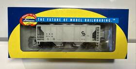 94378 Athearn Ho Scale Rtr C&o Chesapeake And Ohio Ps 2003 Covered Hopper Car #2218