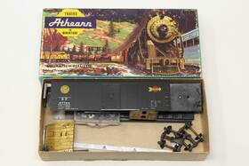 97723 Athearn 97764 Ho Vintage 40ft Box Car Southern Pacific Overnight Sp Metal Kit