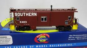 Ath74848 Athearn Ho Scale Southern Railway Bay Window Caboose Car #x403 Nib