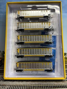 Ath81602 Athearn 5 Ho Bethgon Coalporter With Coal Loads Inch Csx Nib