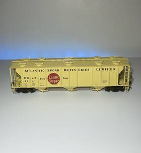 Athg-2597 Athearn Genisis Gen Ps 2893 Ho 3-bay Covered Hopper - Cglx #404