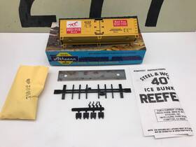Athearn Rfbx-1043 Ho Scale Red Fox Beer 40ft Reefer Boxcar Unassembled Nos