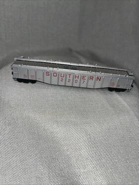 Rnd82119 Athearn 50ft Covered Gondola #2209 Freight Car Ho Scale Rnd82119 Athearn 50ft Covered Gondola #2209 Freight Car Ho Scale