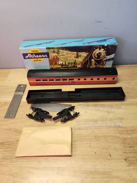 T315g Athearn 279 Vintage Daylight Streamlined Diner Kit Train Car #1798 Ho Scale Sp 3706
