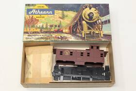 X-270 Athearn Ho Blue Box 1260 Standard Caboose Great Northern Gn Brown Kit
