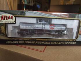 1063-1 Atlas 11 000 Gallon Tank Car Gulf Oil #5772 Ho Scale 1063-1 Atlas 11 000 Gallon Tank Car Gulf Oil #5772 Ho Scale