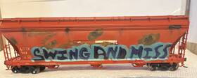 1459-1 Atlas Ho Scale Custom Weathered Graffiti 3 Bay Centerflow Hopper Elders Grain