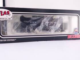 33359 Atlas 18898 Ho Scale Nickel Plate Road 2 Bay Offset Side Hopper Nkp