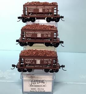 32203 Atlas 3 N Scale Atsf Ore Cars Santa Fe Custom Load Detail Painted And Renumbered
