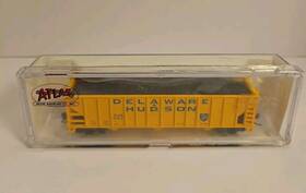 32713 Atlas N Scale Delaware And Hudson 90 Ton Hopper #1147