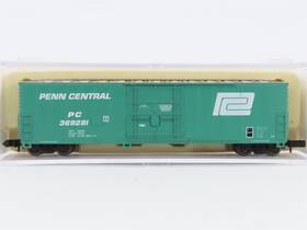369281 Atlas 33721 N Scale Pc Penn Central 50ft Fge Plug Door Box Car #369281