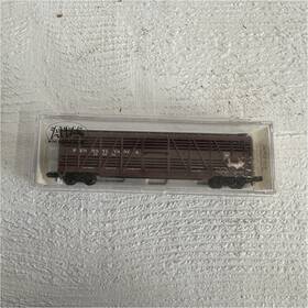 35491 Atlas N Gauge 50ft Brown Stock Car Pennsylvania Model Railroad