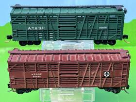 60542 Atlas 50656 N Scale Cattle Cars Atsf And Santa Fe Stock At&sf Micro-trains Coupler