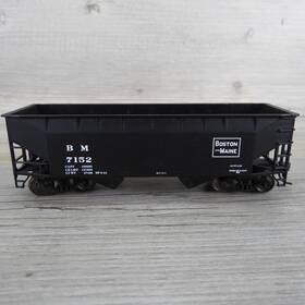 1862 Atlas 7152 Ho 2-bay Offset Side Hopper Boston And Maine B&m